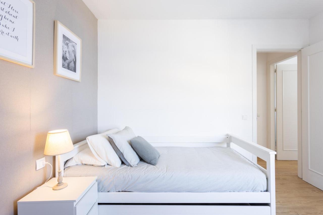 Home2Book Comfy Beachfront Radazul Exteriör bild